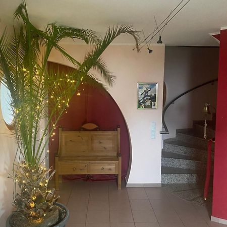 Maisonette-Ferienzimmer Am Backhausgarten フロンハイム エクステリア 写真